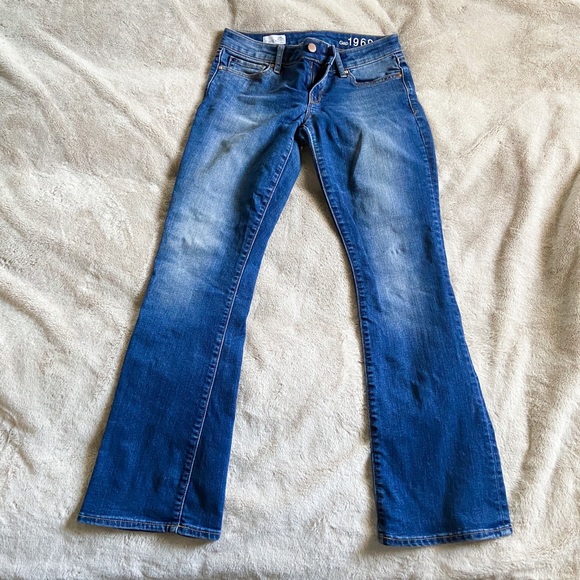 Gap Jeans NWOT - Picture 1 of 3
